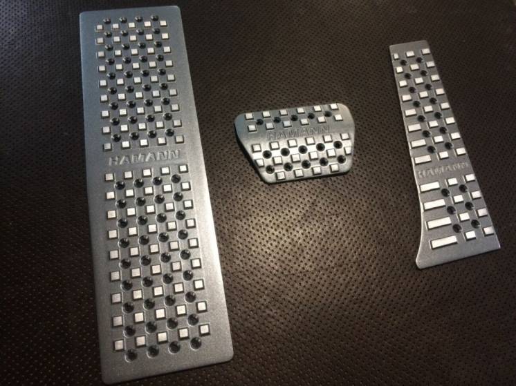Накладки на педали BMW Hamann aluminum metallic gray light squares  E1