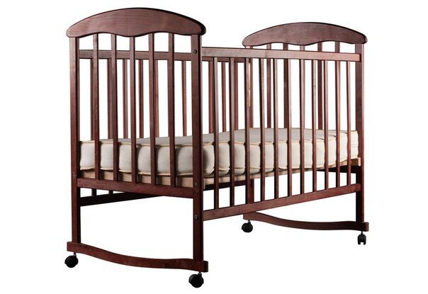 Детские деревянные кроватки в ассортименте от 0 до3 лет Доступные цены
