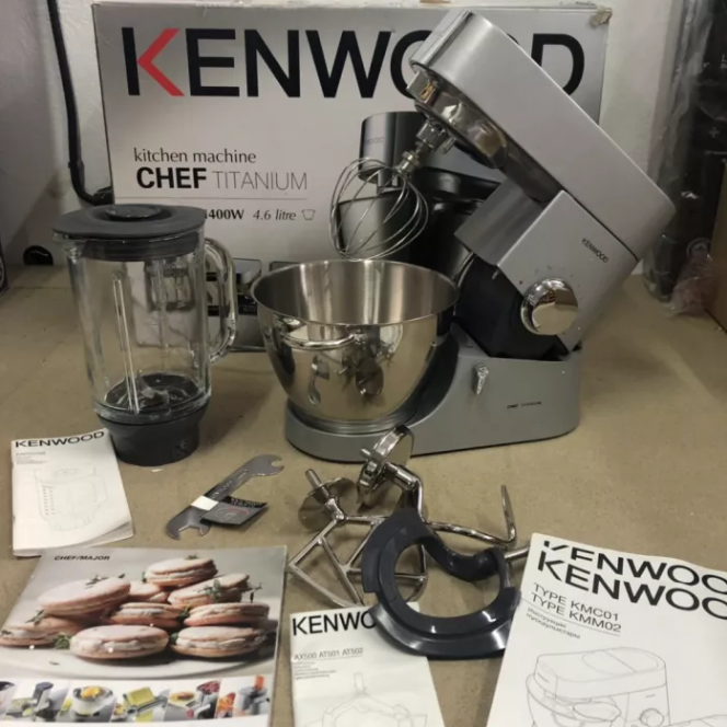 Кухонный комбайн Kenwood Chef Titanium KMC050 4,6 литра