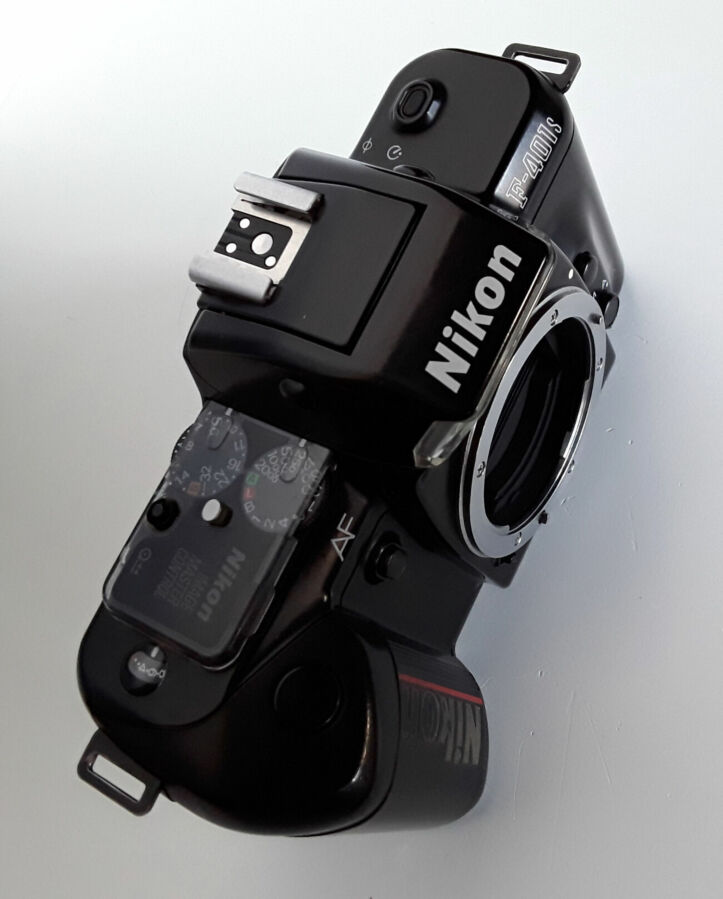 Nikon  F-401s (байонет Nikon F)