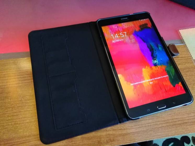 Планшет Samsung Galaxy Tab Pro 8.4 4G (British) +3 подарка