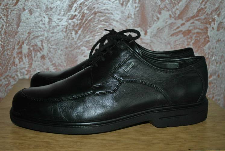 Лот №0884 Черные мужские туфли Sioux (размер 45)