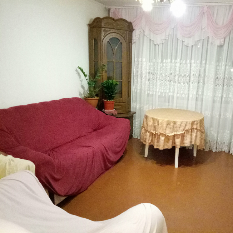 Продам комнату в общежитии 18 кв.м. ул. Бальзаковская, кирпичный дом