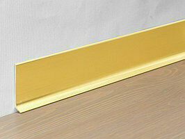 Плинтус алюминиевый накладной высотой 60 мм золото - под заказ.