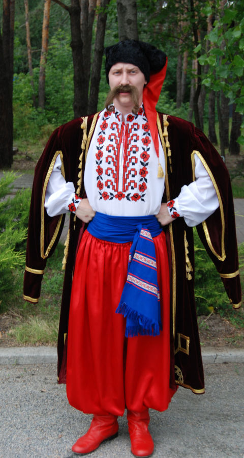 Прокат костюмов украинского козака