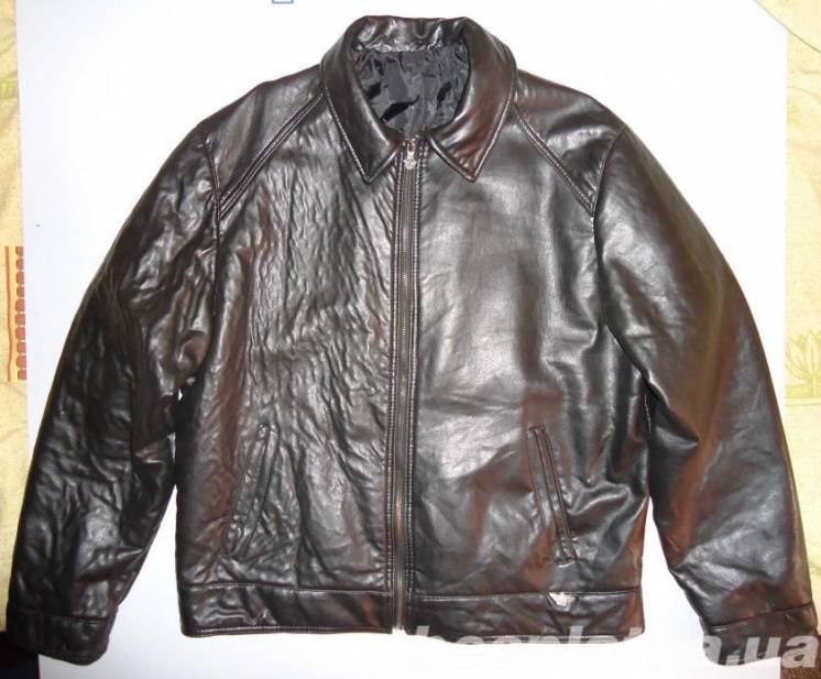 Куртка R.C.A размер (XL)