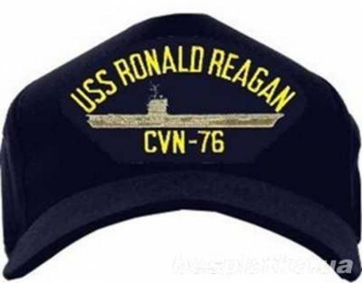 Кепки в стиле милитари с символом Американского военного корабля