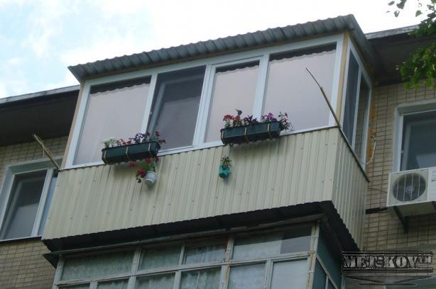 Ремонт фасадной части крыши балкона