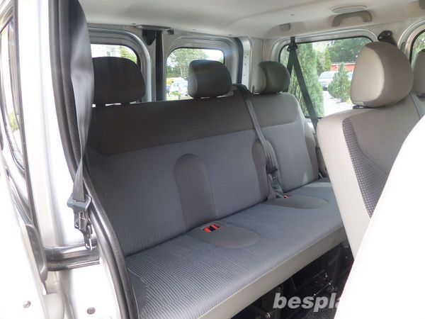 Салон комплект на Renault Trafic Opel Vivaro Nissan Primastar сидения