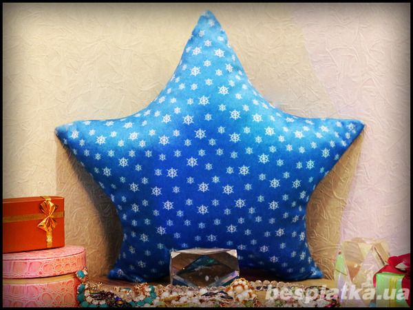 Светящаяся подушка в форме звезды - новогодние подарки 2016, для детей