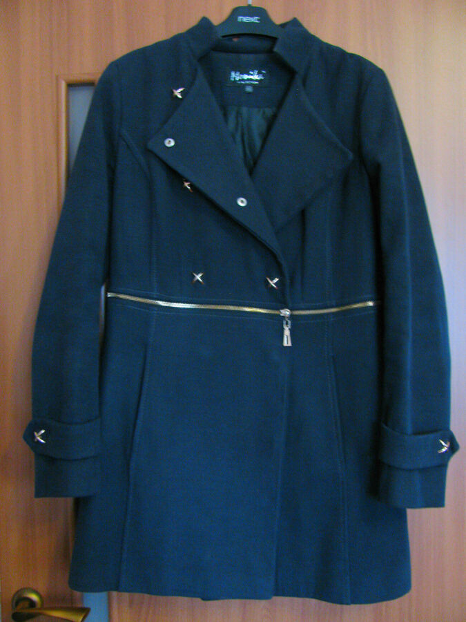 Оригинальное пальто ,цвет темно-серый