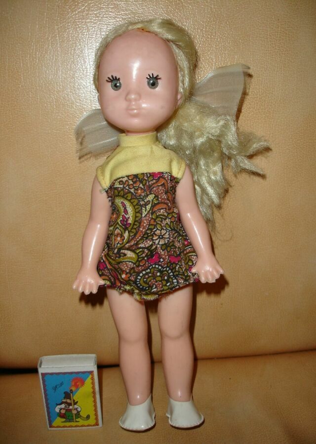 Кукла/лялька блондинка з довгим волоссям, висотою 26 см; часів срср