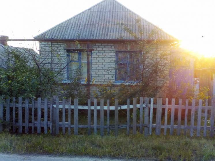 СРОЧНО ПРОДАМ Дом в Станице Луганской, 8,48 соток земли