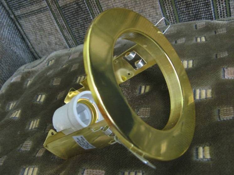 Светильник точечный R80 E27 Lumen золото