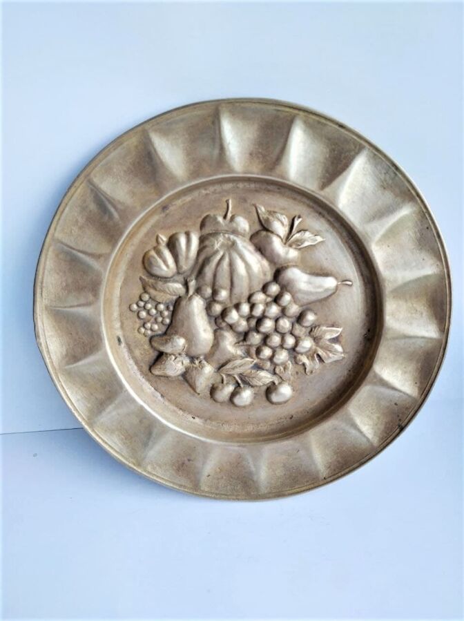 Винтажная коллекционная бронзовая настенная тарелка, Германия