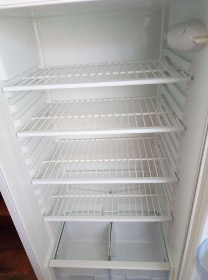 Срочно продам холодильник в отличном состоянии