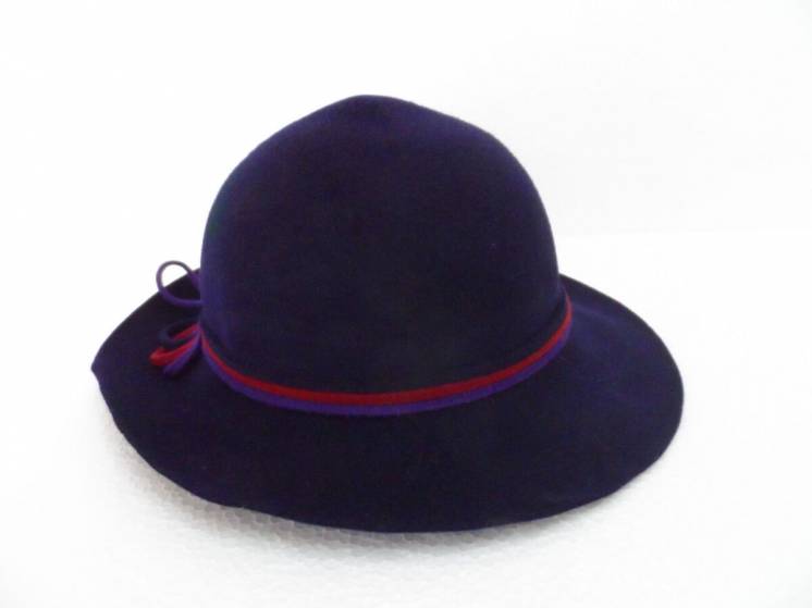 Шляпа женская, темно-синяя, р.58.