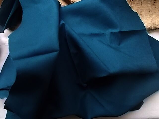 Ткань хлопок батист красивого синего цвета 7 кусков с легкой выделкой