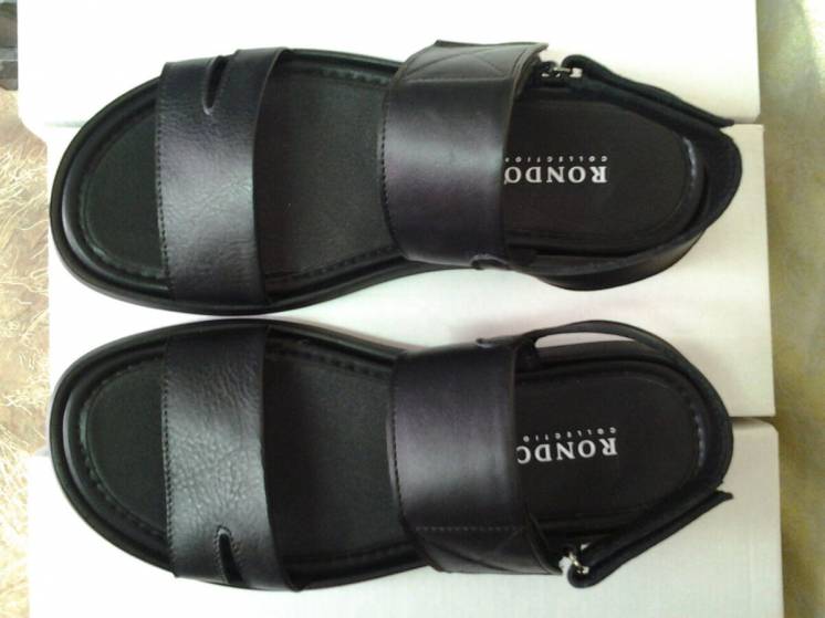 Стильные кожаные чёрные сандалии Rondo