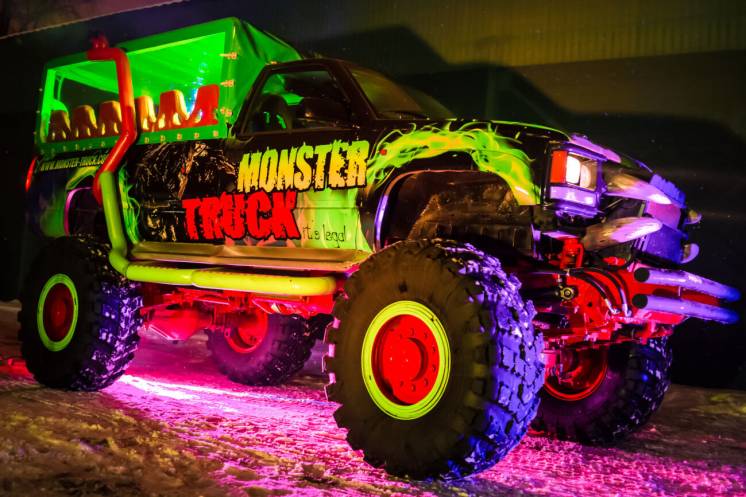 Monster-truck / джип лимузин аренда лимузина Party Bus прокат