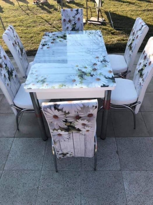 Кухонний стіл та стільці 3D новинка 2019
