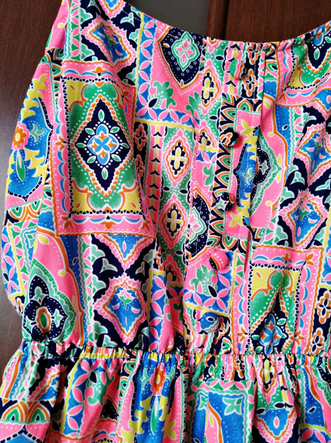 Платье-сарафан в этно/бохо стиле в яркий, неоновый принт