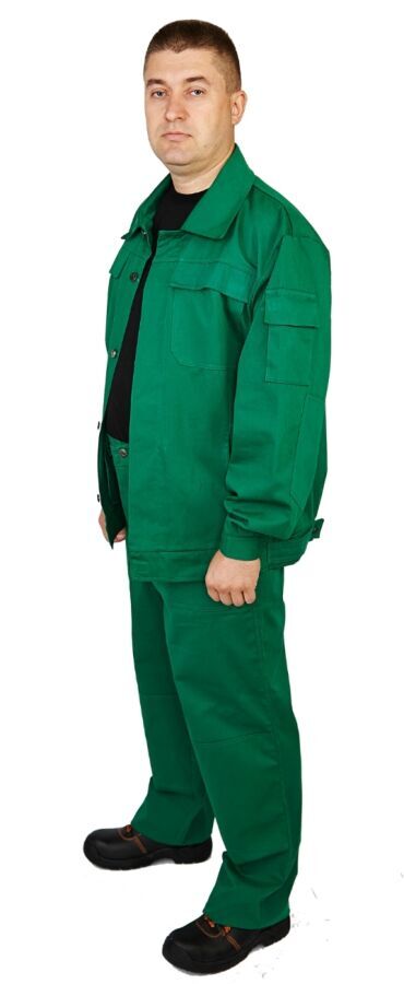 Зеленый рабочий костюм 