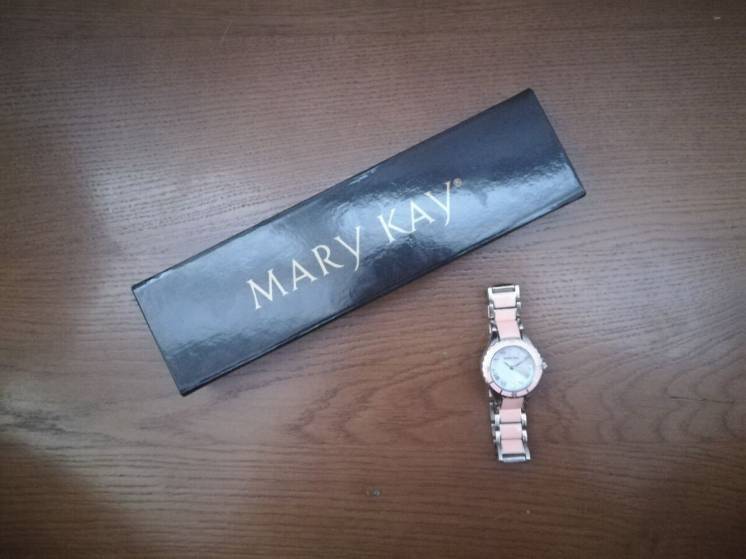 Наручные часы Mary Kay