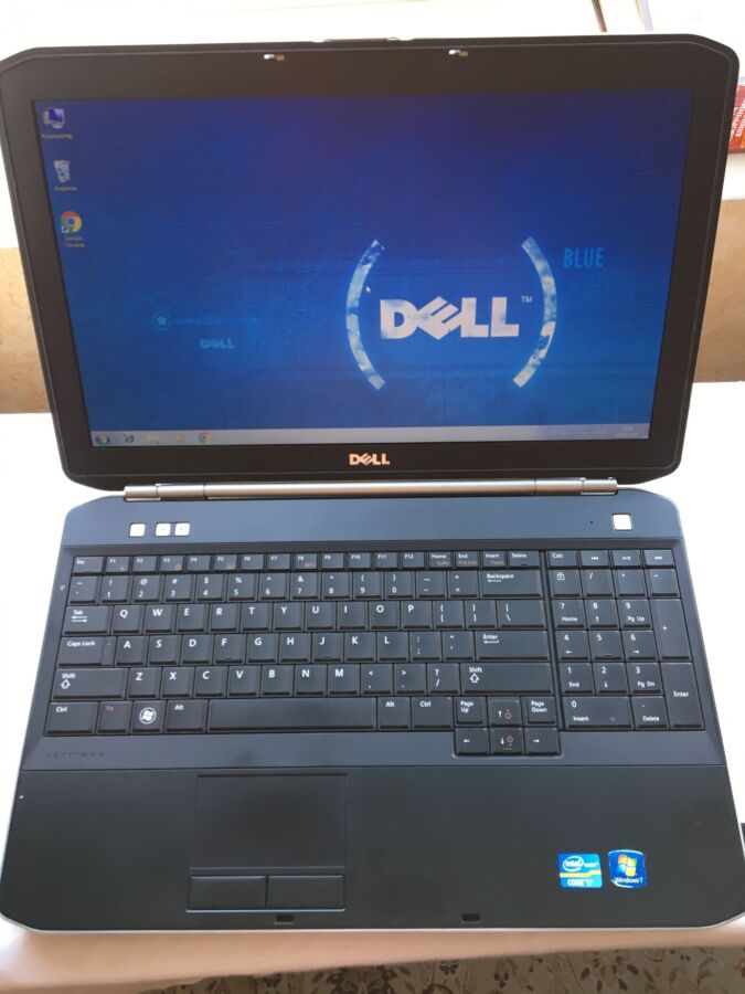 Dell Latittude E5520 15,6'' Core I7-2640m 6гб озу/320гб Hdd метал