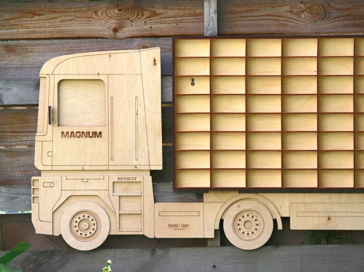 Полка грузовик Renault Magnum для 48 моделей автомобилей. размер 1,60