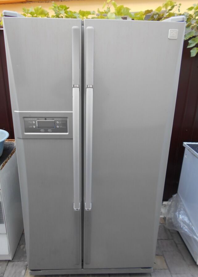 Холодильник Daewoo Side By Side No Frost з німеччини.кредит,гарантія