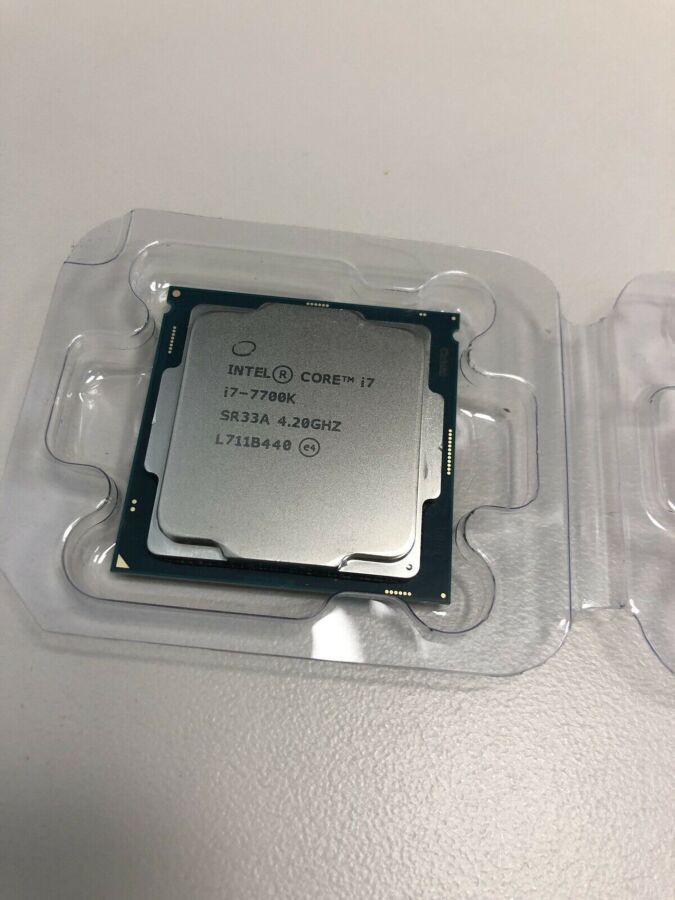 Процессор Intel Core I7-7700k 4.2ghz8gts8mb (bx80677i77700k) S1151