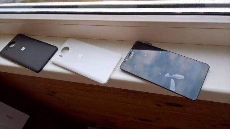 Lumia 950+задняя крышка
