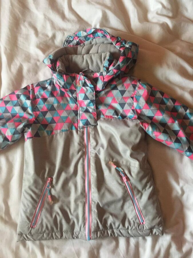 Куртка для девочки 4-5 лет