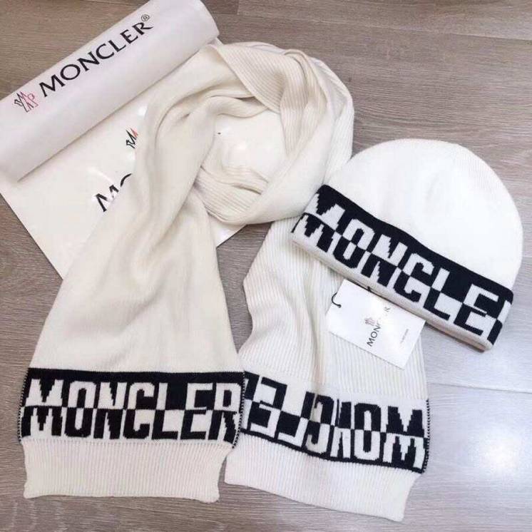 Комплект шапка с шарфом Monclerr