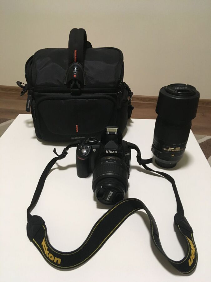 Nikon D3100 + 18-55 kit + nikkor 55-300 + сумка + доп флешка