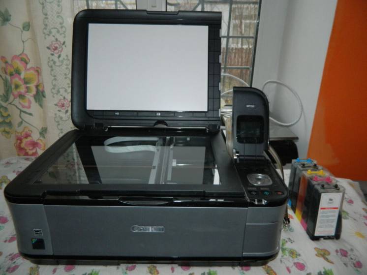 Продам Мфу CANON принтер, копир, сканер
