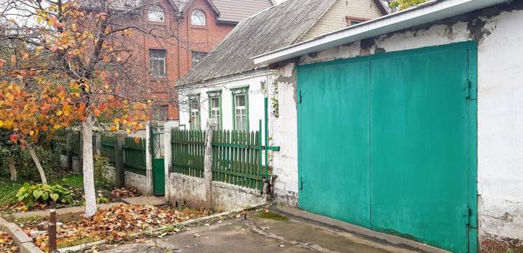 Продам участок с домом на Ляшко Попеля возле Тихвинской и Гагарина
