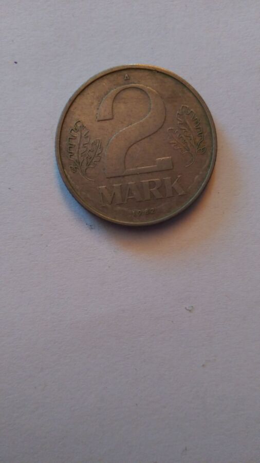 2 марки 1982 года Германия ГДР
