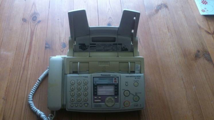 Продам факс/копир Panasonic KX-FHD351