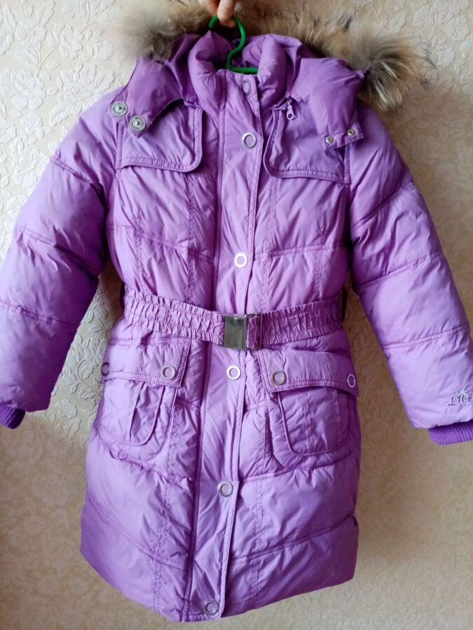 Продам зимнее пальто для девочки