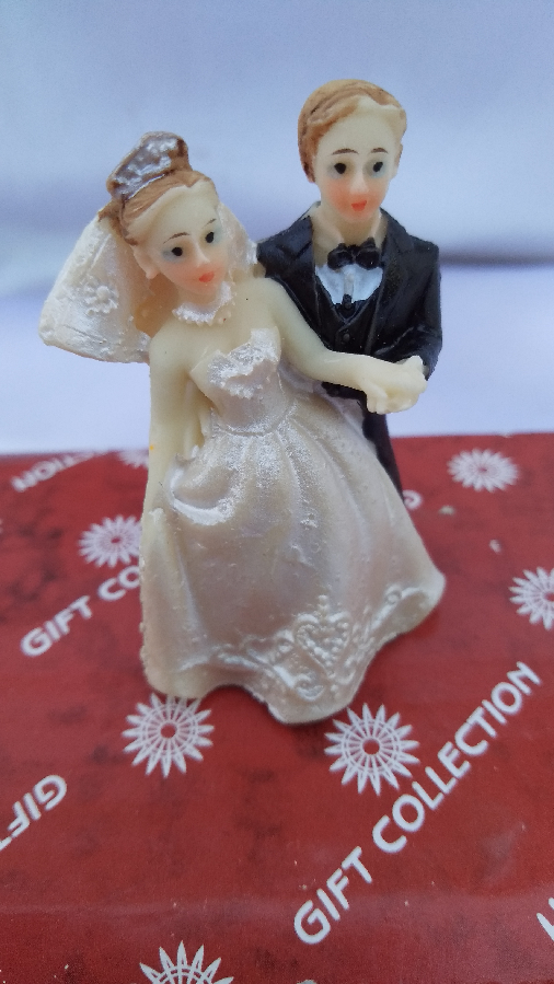 Статуэтка на свадебный торт 