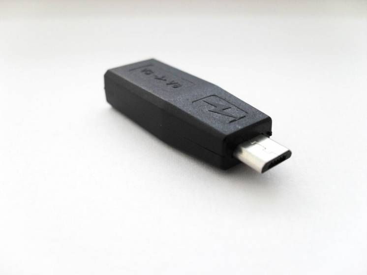 Переходник Mini USB - Micro USB