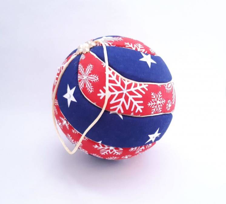 Новогодний шар Кимекоми. Елочная игрушка ручной работы от мастера. VIP