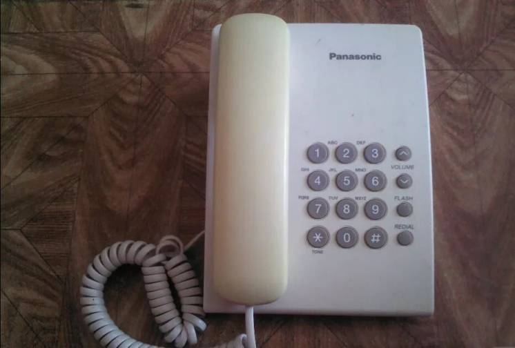 Стаціонарний телефон Panasonic