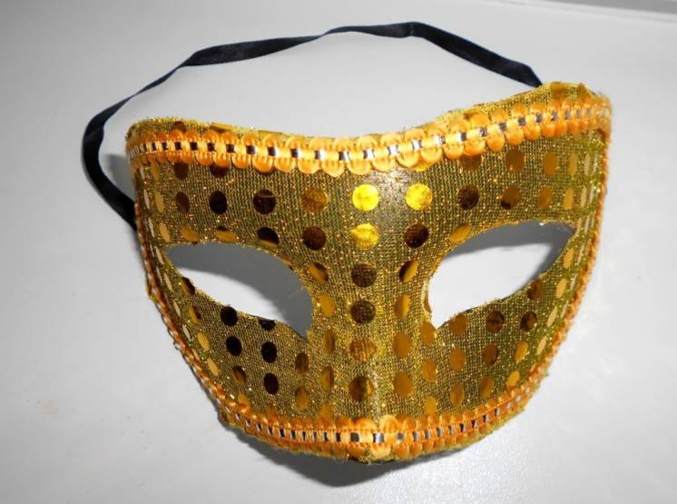 Золотистая карнавальная маска