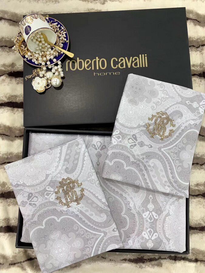 Постельное белье Roberto Cavalli