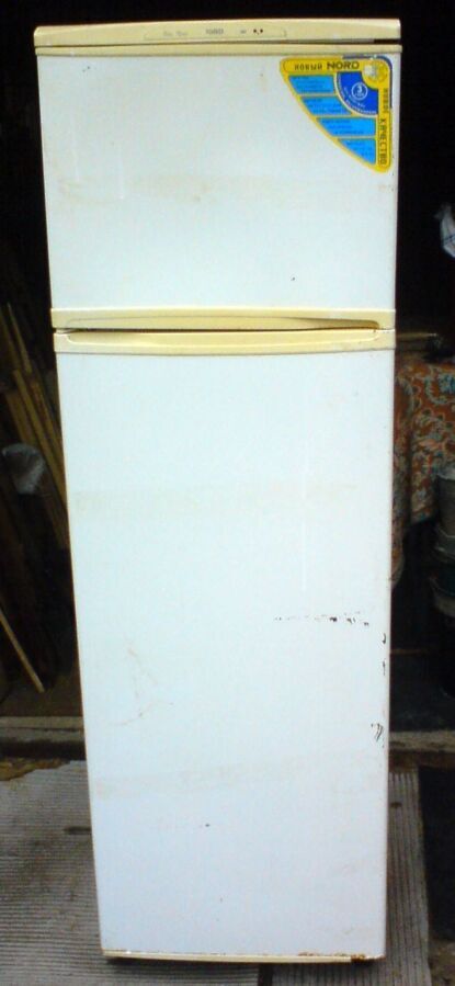 Холодильник NORD ДХ-244-6-040 двухкамерный б/у, нерабочий