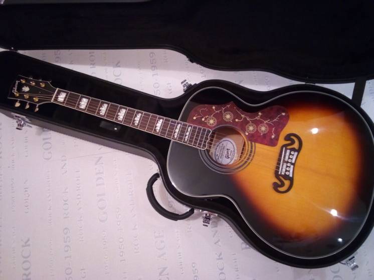 Акустическая гитара Gibson J 200 Burst 2TS Fishman China