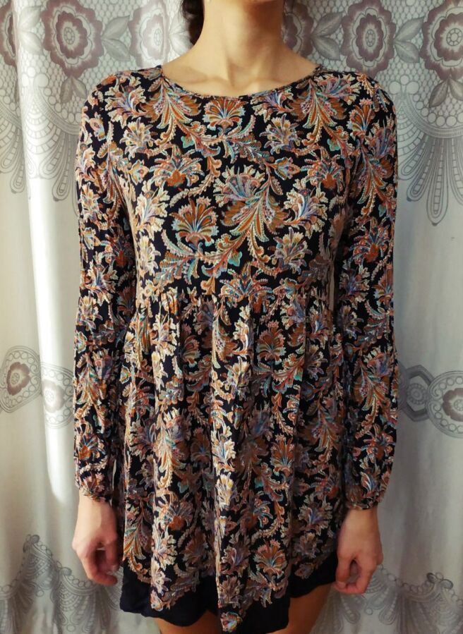 Легкое платье с узорами цветочный принт от Zara Trafaluc размер L